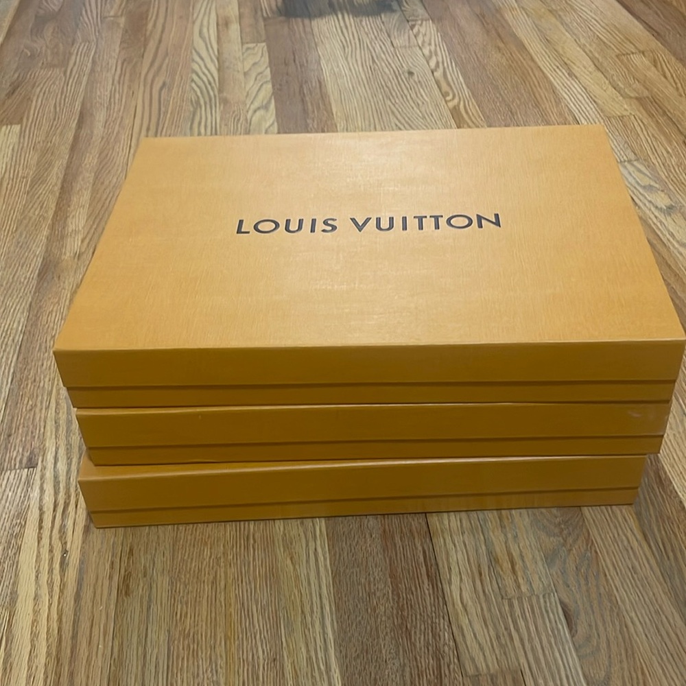 Lv boxes